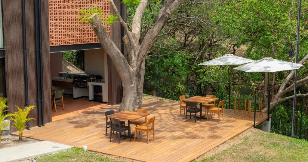 BEE Suites Santa Ana - San Jose — 2