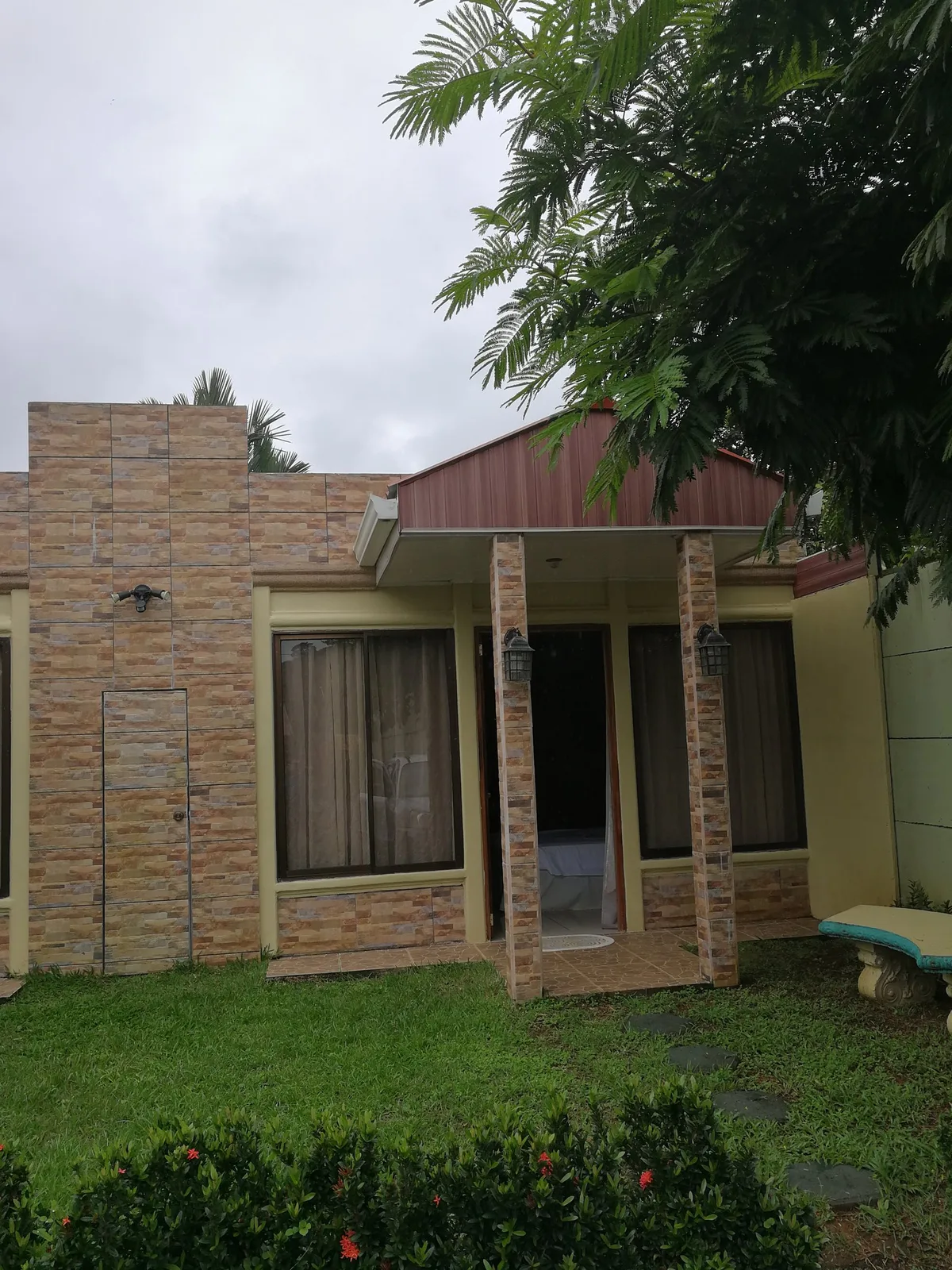 Cabinas Malibu Los Sueños — 4