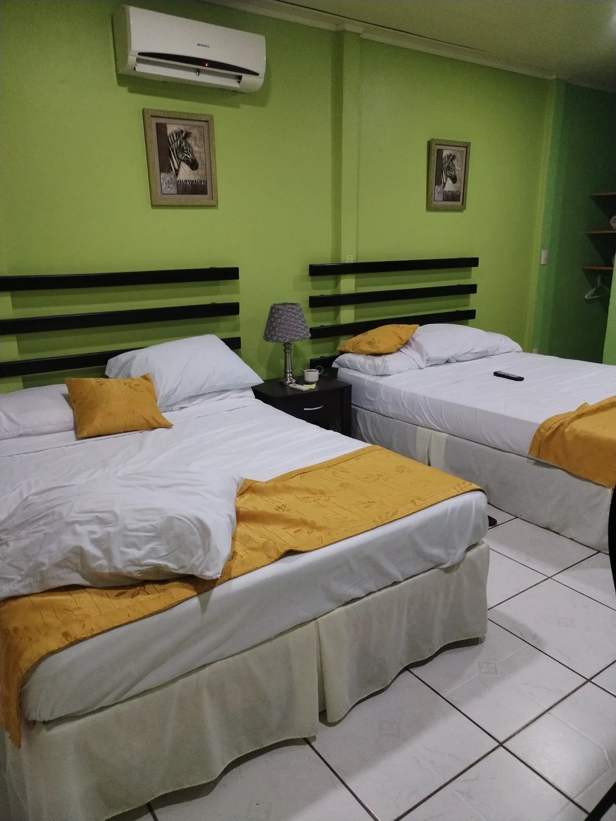 Cabinas Malibu Los Sueños — 5