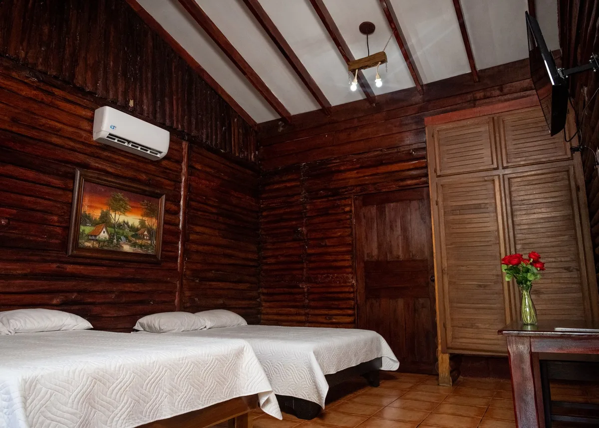 Sun Sun Lodge — 2