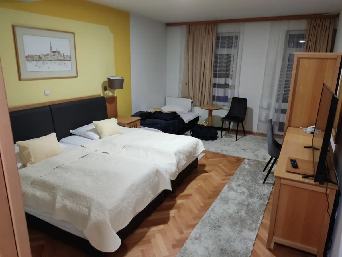 Hotel Millennium — 2