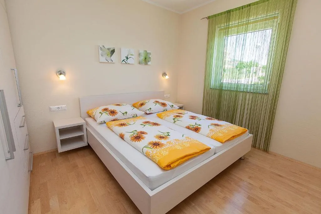 Villa Lilli - Appartements Kroatien — 2