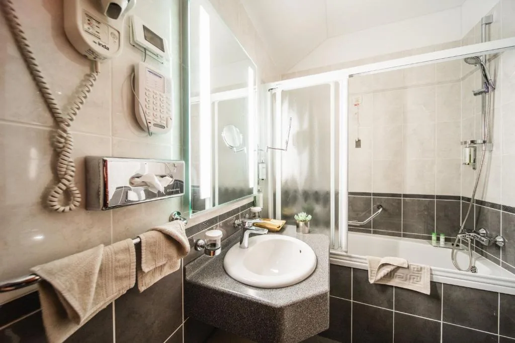 Boutique Hotel Kazbek — 3