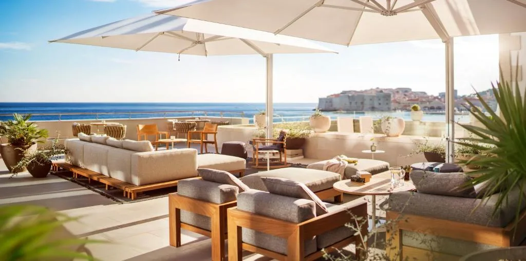 Hotel Excelsior — 5