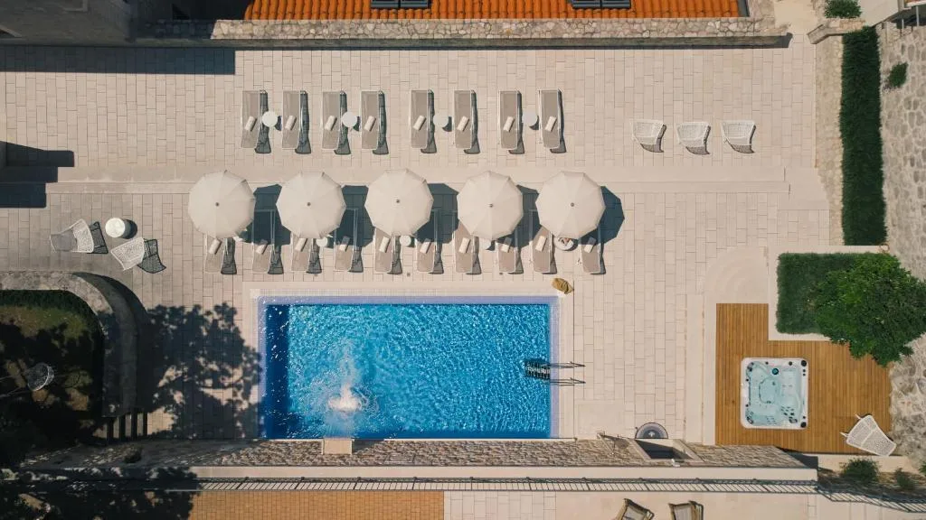 Palace Natali — 2