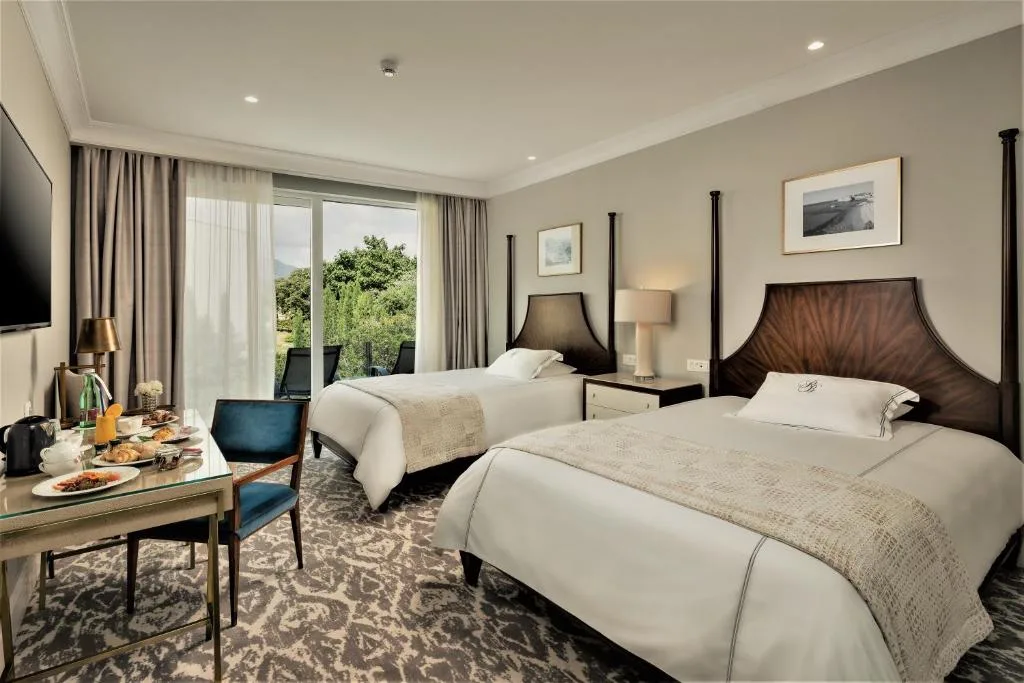 Royal Blue Hotel — 2