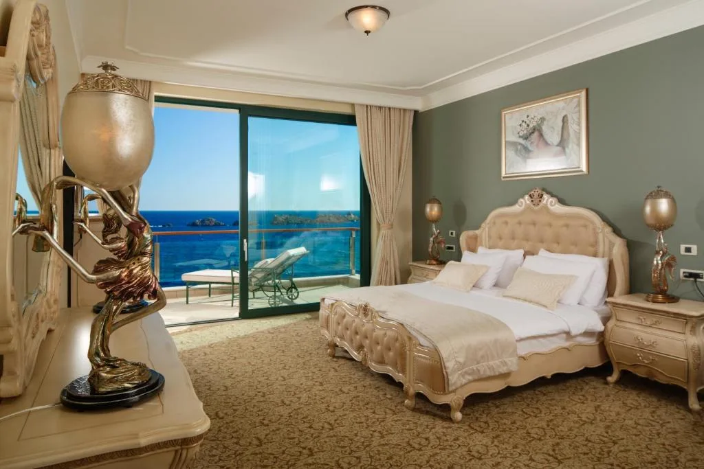 Royal Princess Hotel — 2