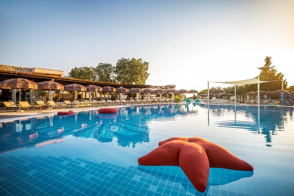 Valamar Tirena Hotel — 4