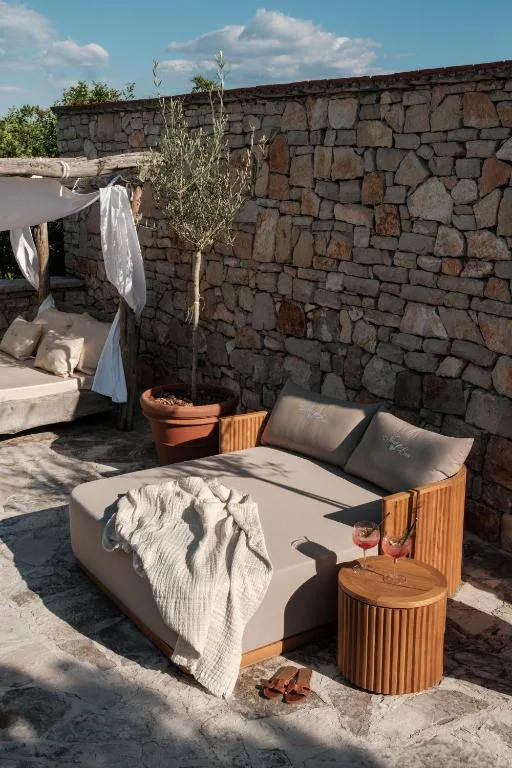 Nono Ban Boutique Hotel & Villas — 3