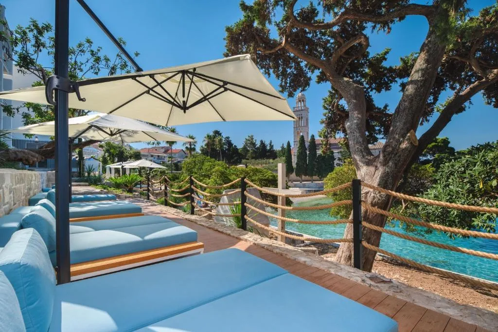 Beach Bay Hvar Hotel — 4
