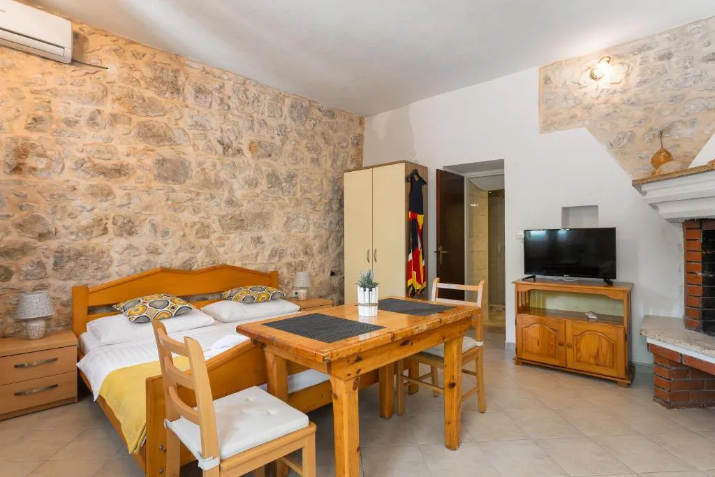 Golden Bay Hvar — 5