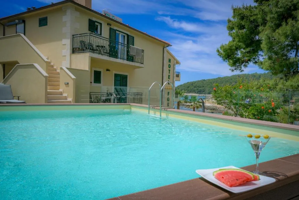 Hotel Fortuna — 3