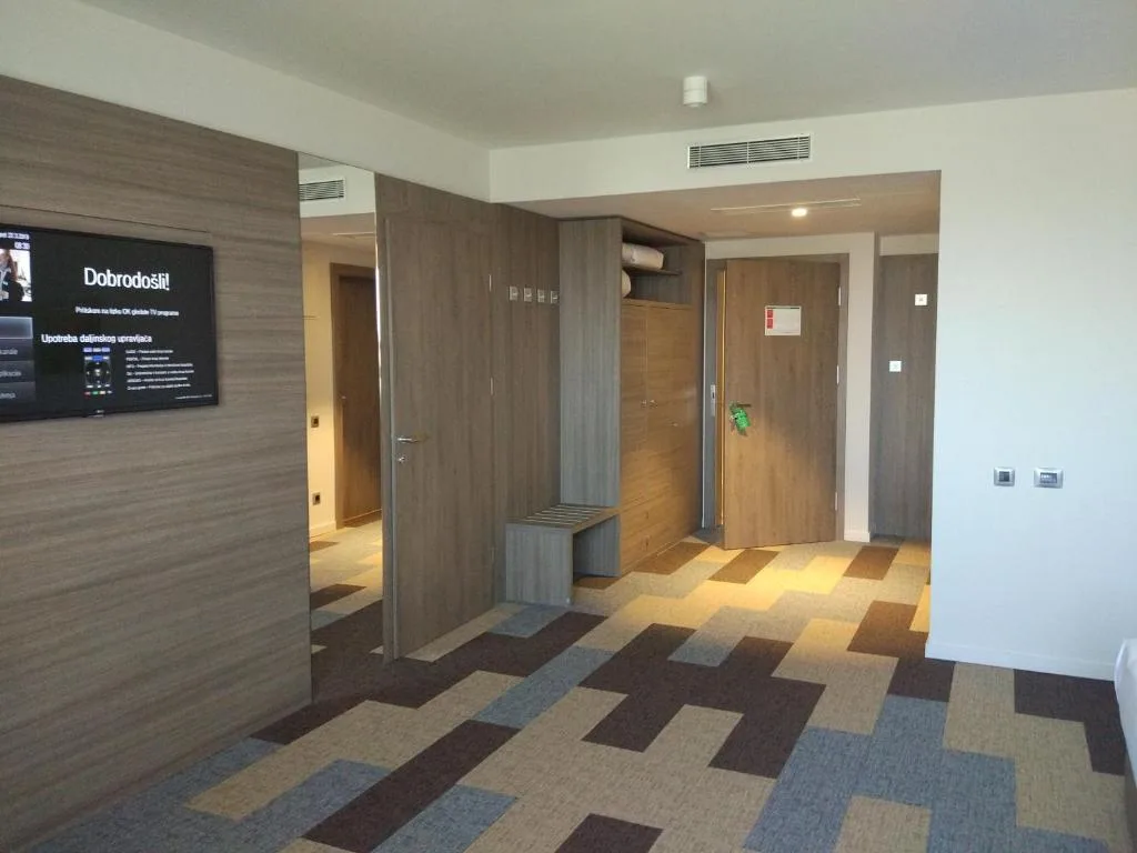 Hotel Princess — 3