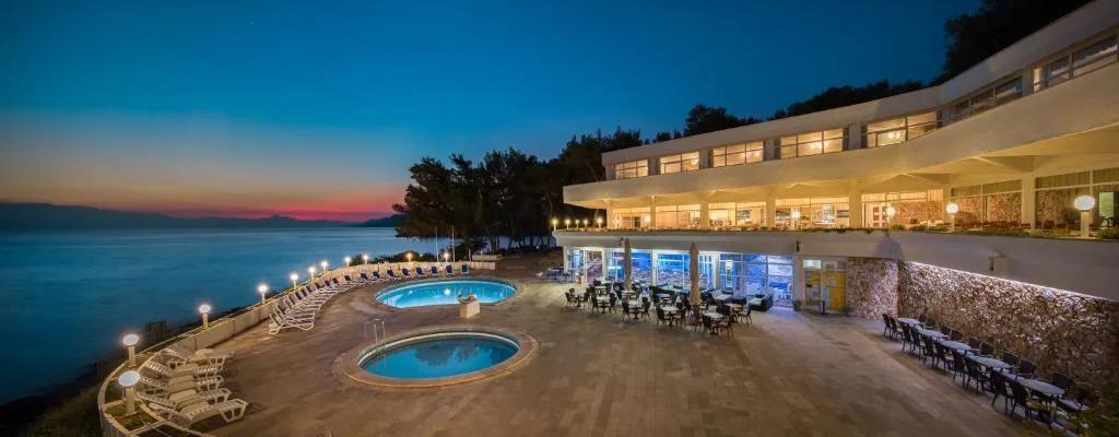 Fontana Resort — 3
