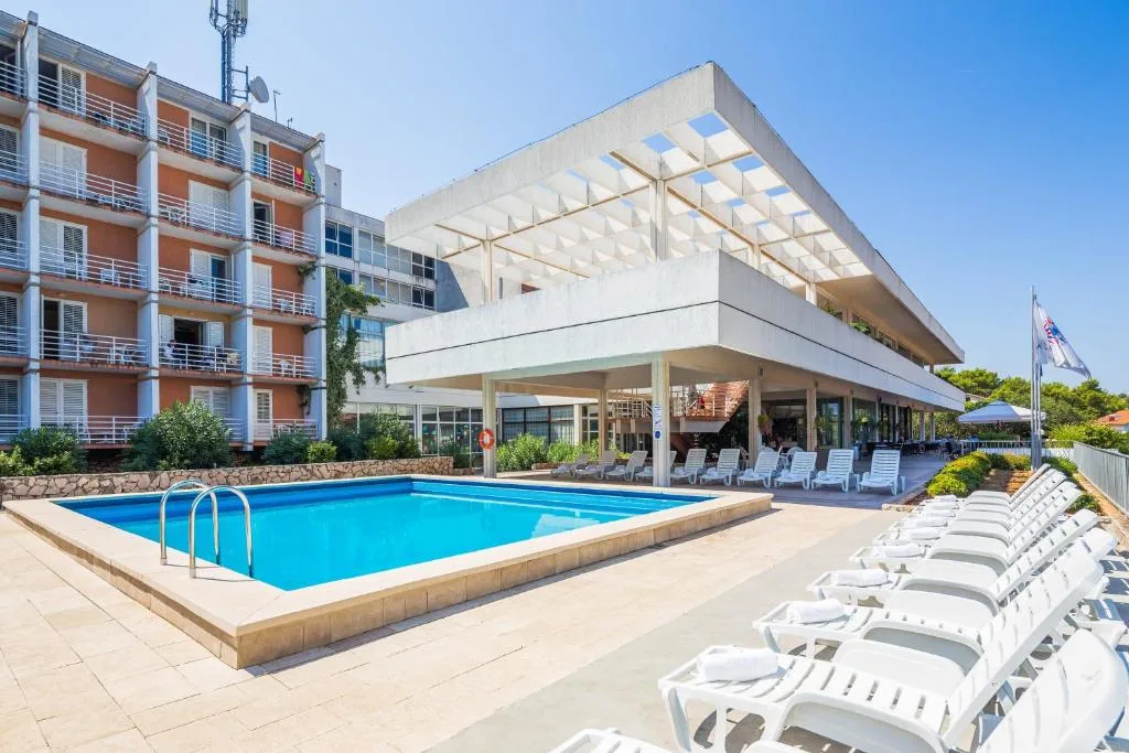 Hotel Hvar — 3