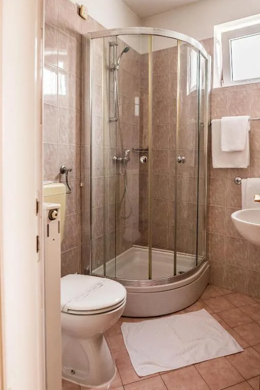 Hotel Carlstadt — 3