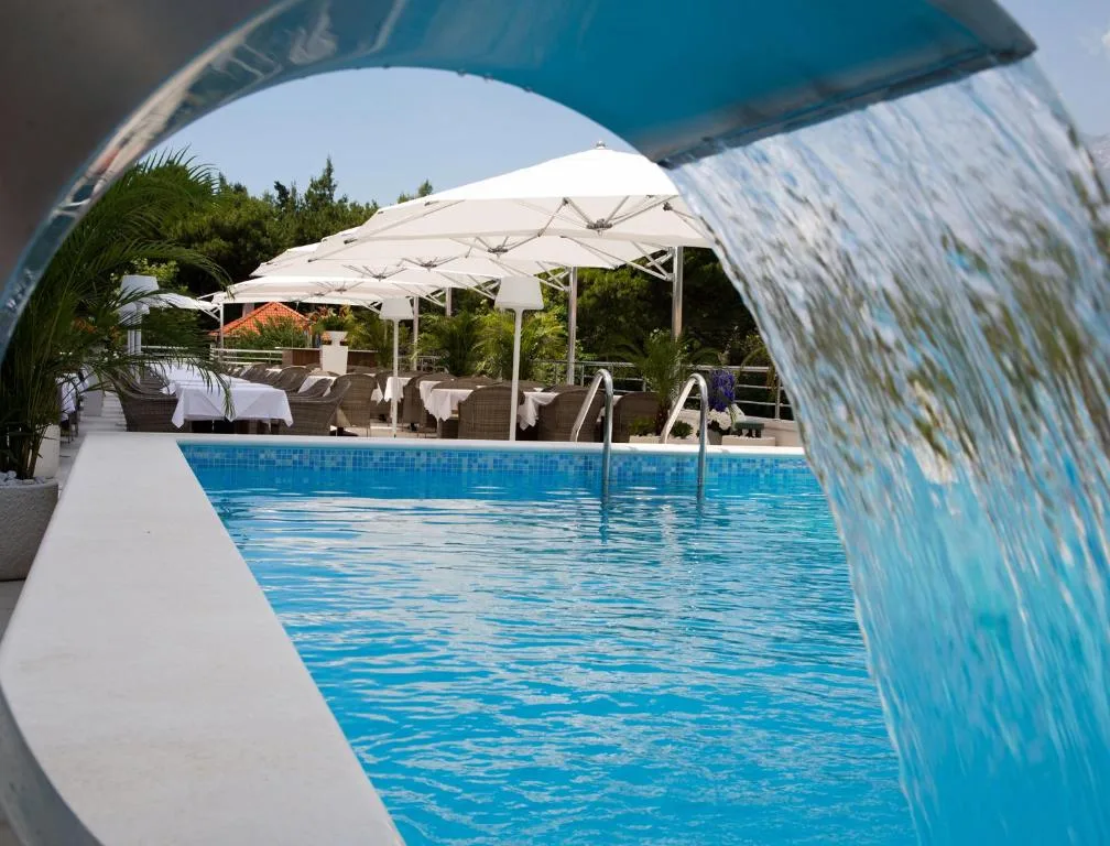 Aparthotel Miramare — 4