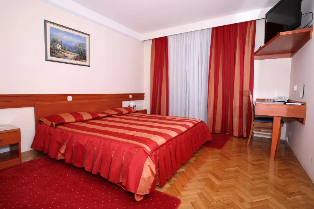 Hotel Narona — 2