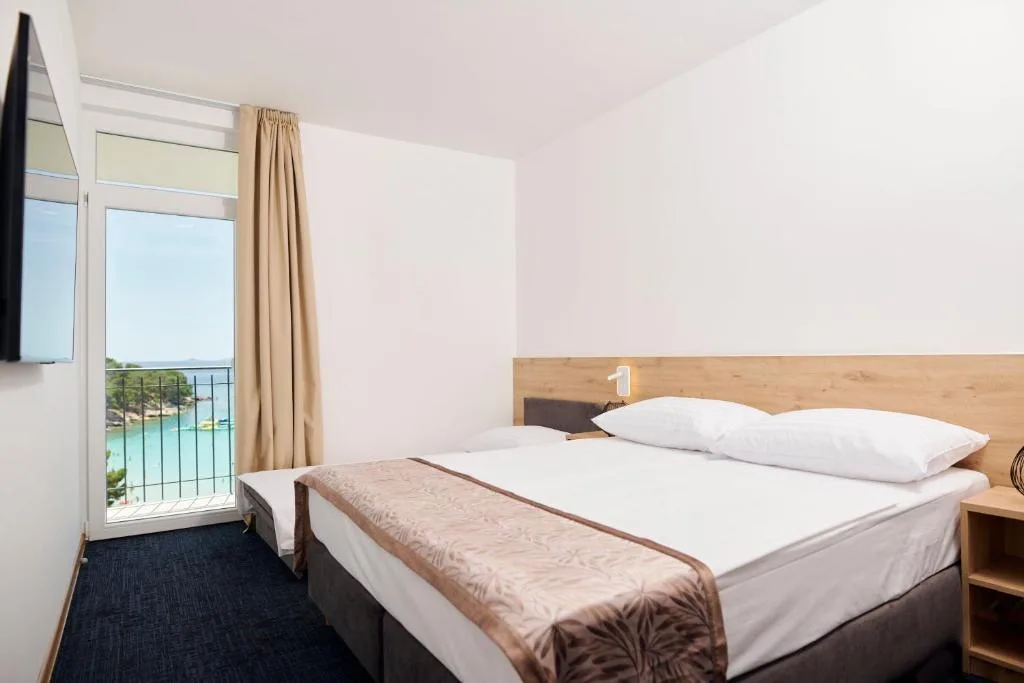 Colentum Resort Murter — 2