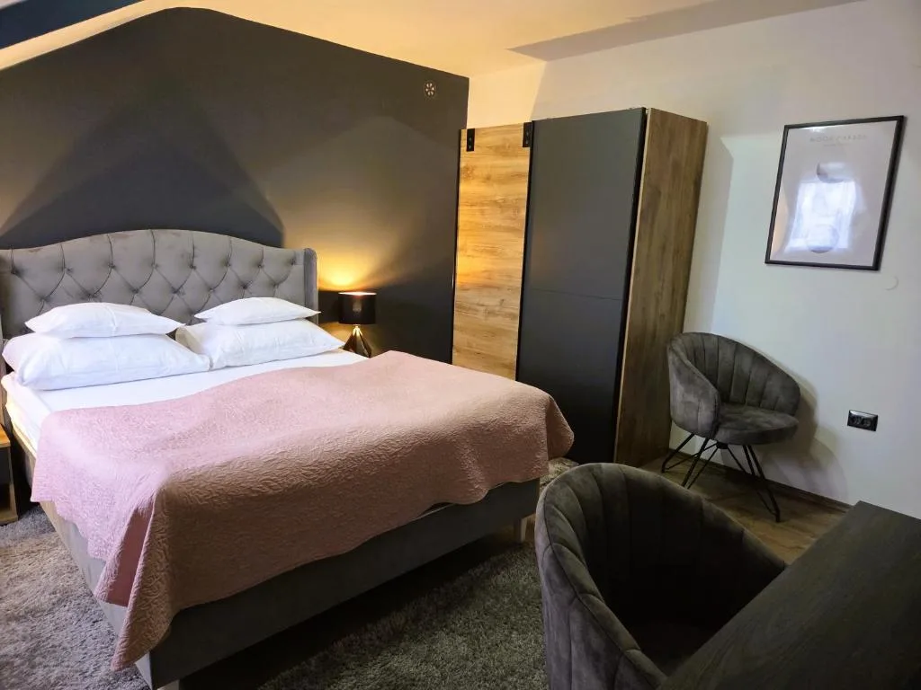 Hotel Millennium