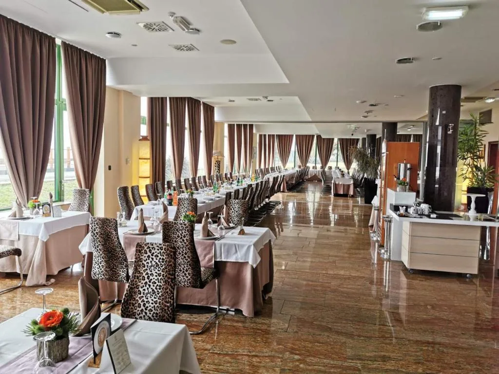 ZOO hotel — 4