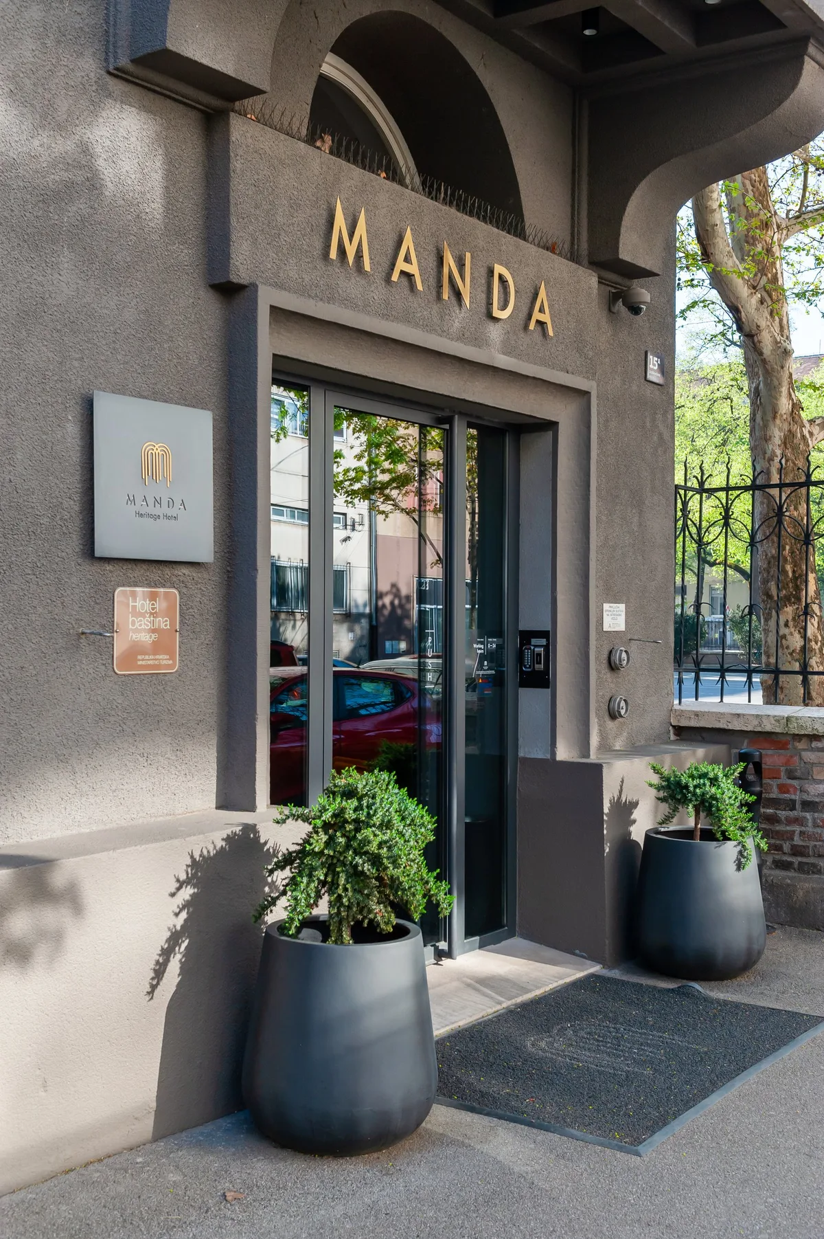 MANDA Heritage Hotel