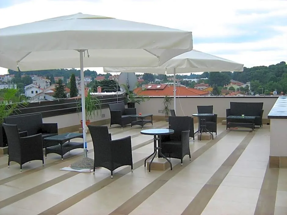 Villa Karda Residence — 2