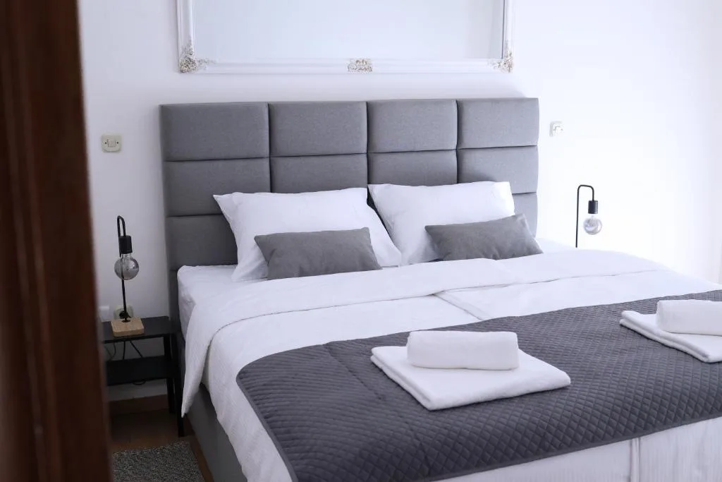 Artena Hotel
