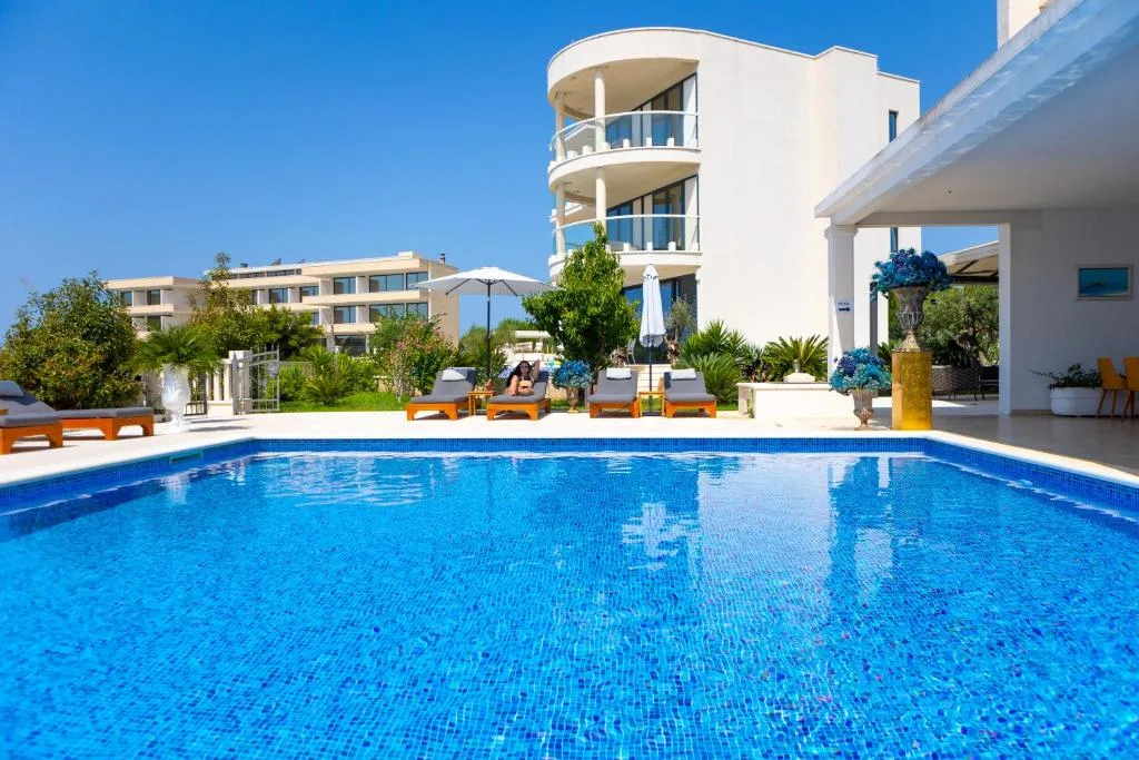Hotel Perla — 4