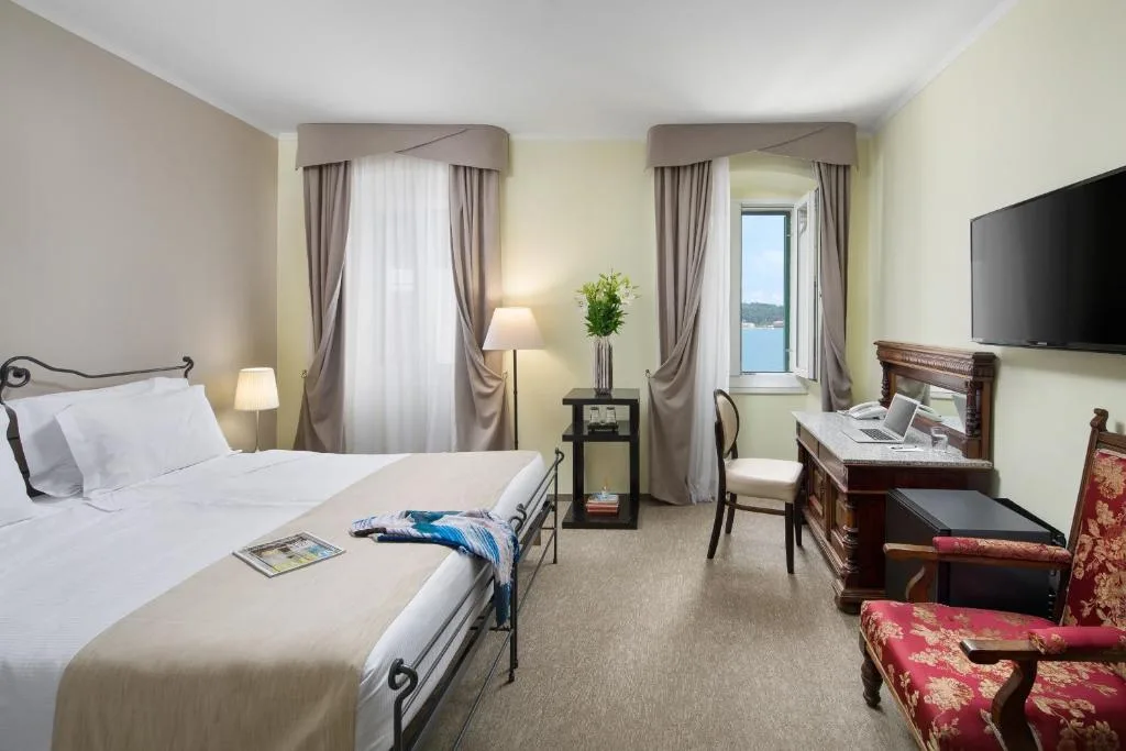 Angelo d'Oro Heritage Hotel — 4