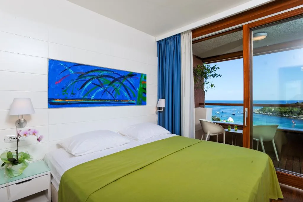 Maistra Select All Suite Island Hotel Istra — 3