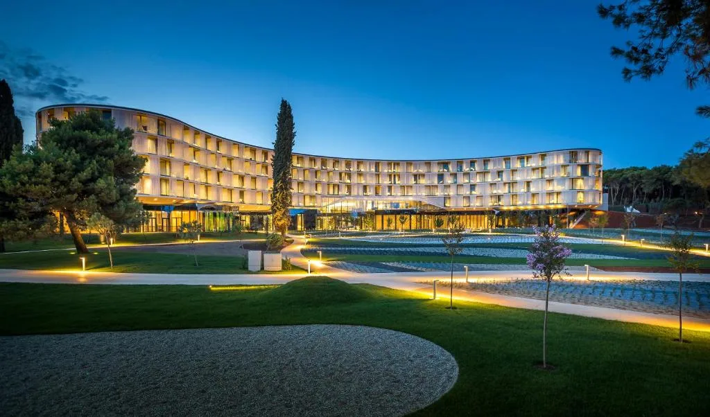 Maistra Select Family Hotel Amarin — 2