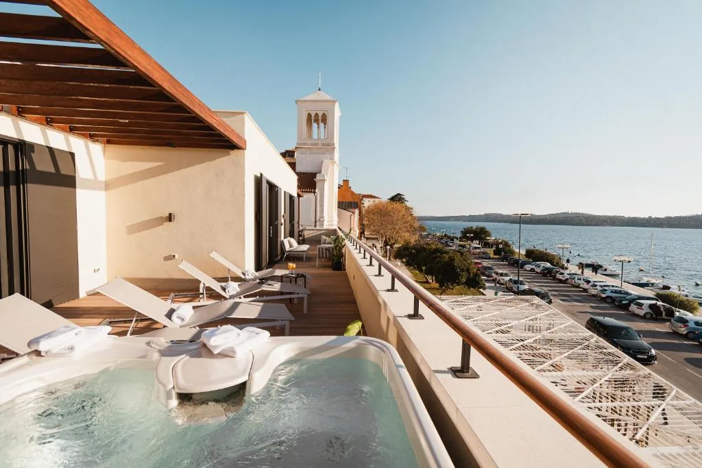 Armerun Heritage Hotel & Residences — 4