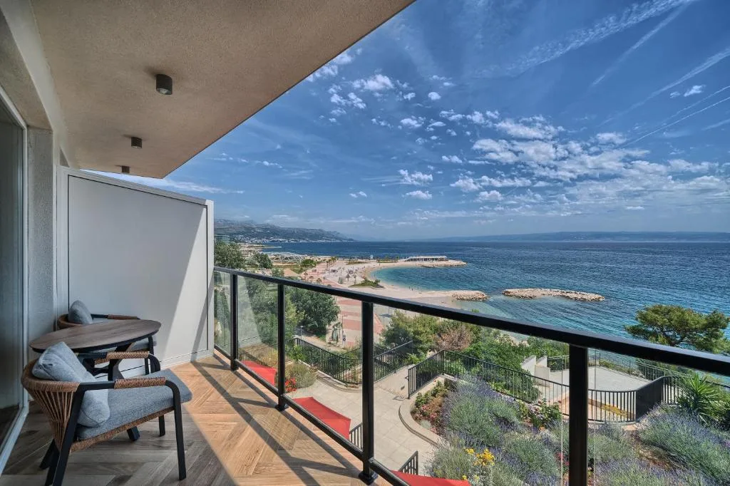 STELLA'S BEACHFRONT - Aparthotel - FREE PARKING — 4