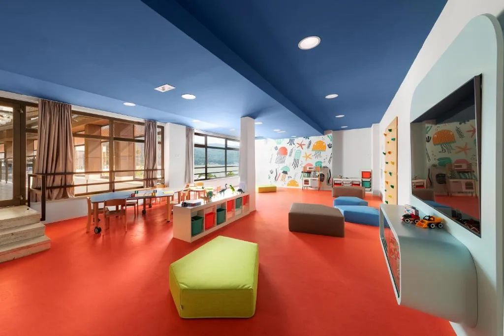 Arkada Hotel — 5