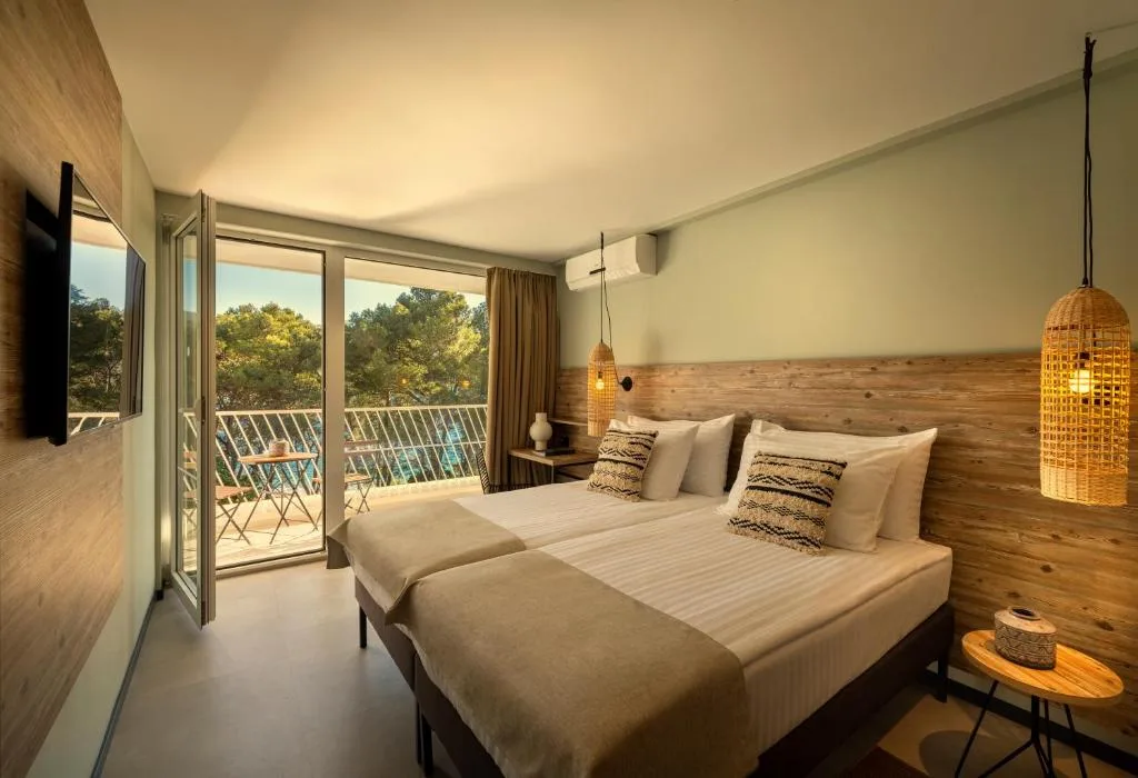 PLACES Hvar Hotel by Valamar — 4