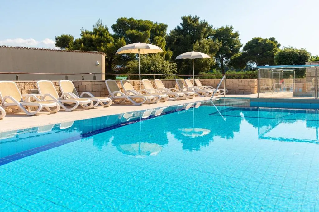 Aminess Vival Velaris Resort — 3
