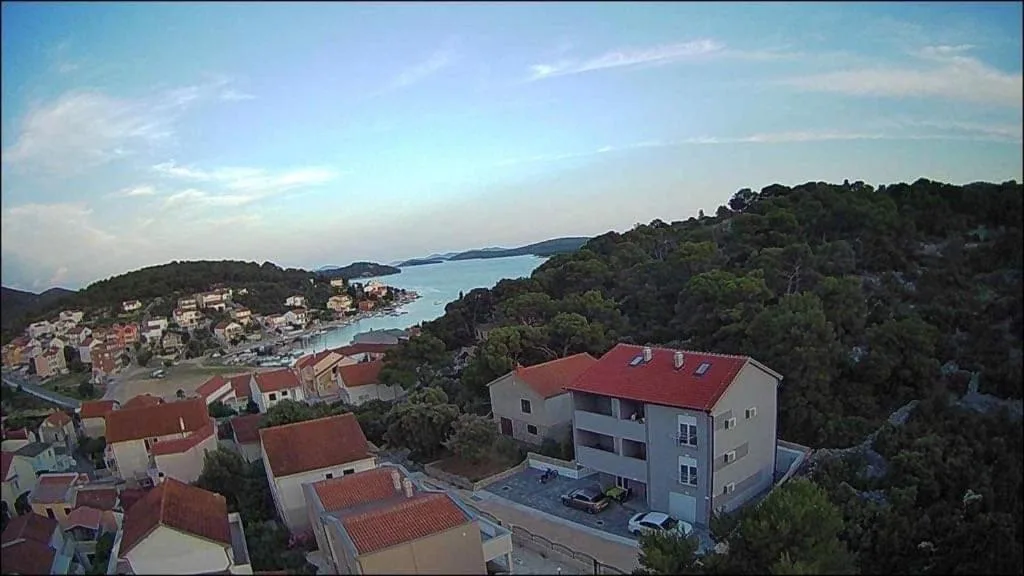 Tisno