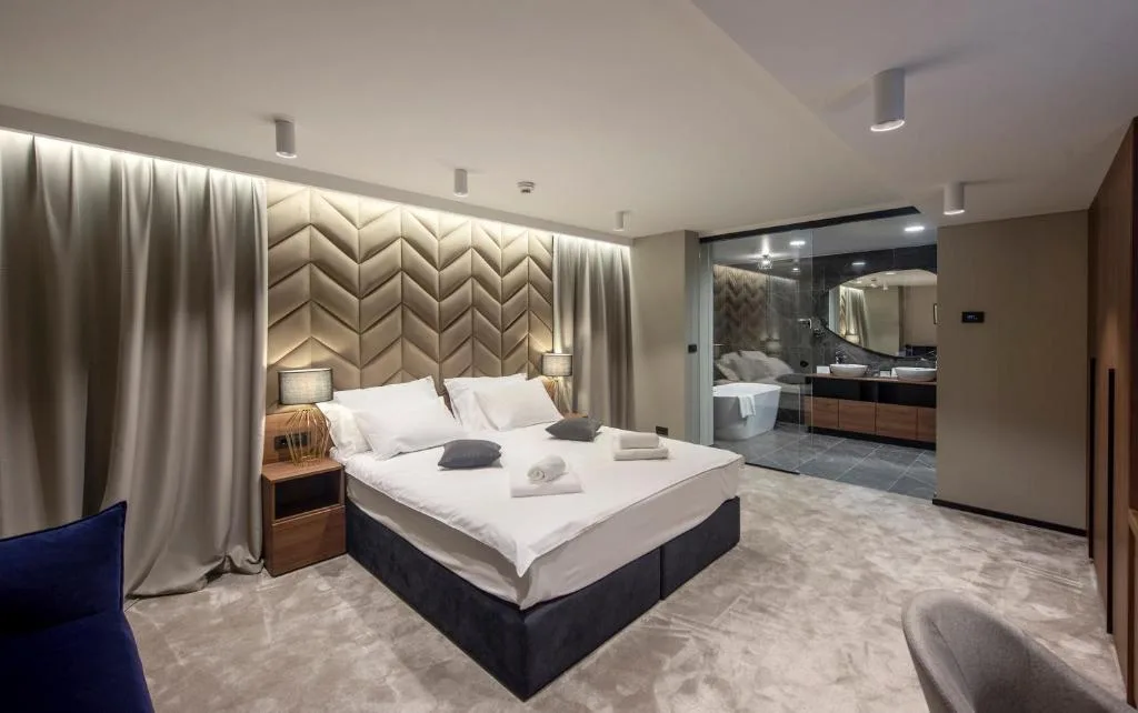 Hotel Turist — 2