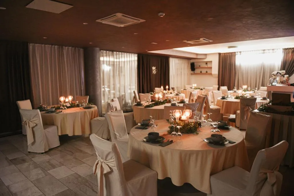 Royal Airport Hotel — 4
