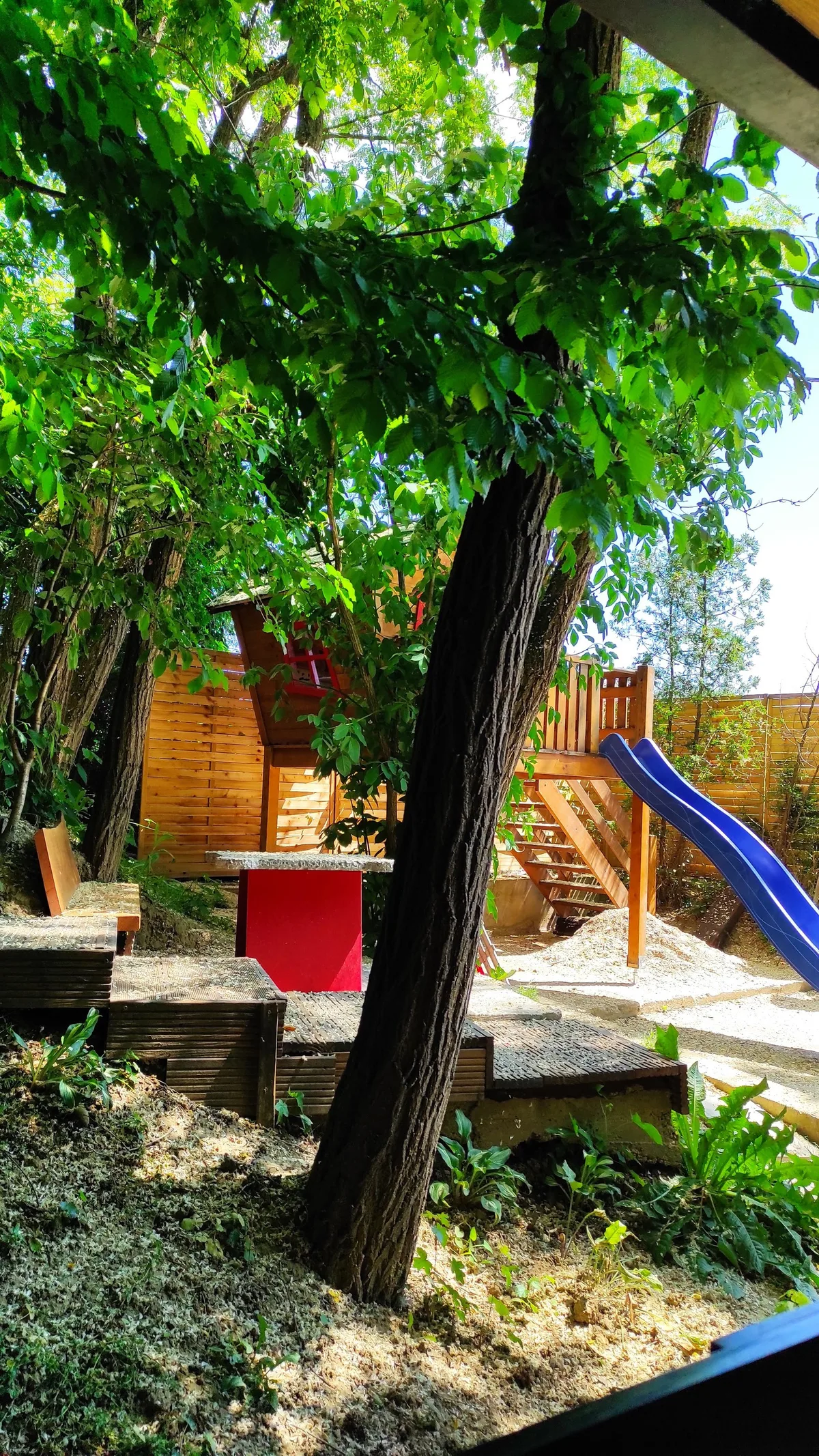 Forest Art Villa Zagreb — 3