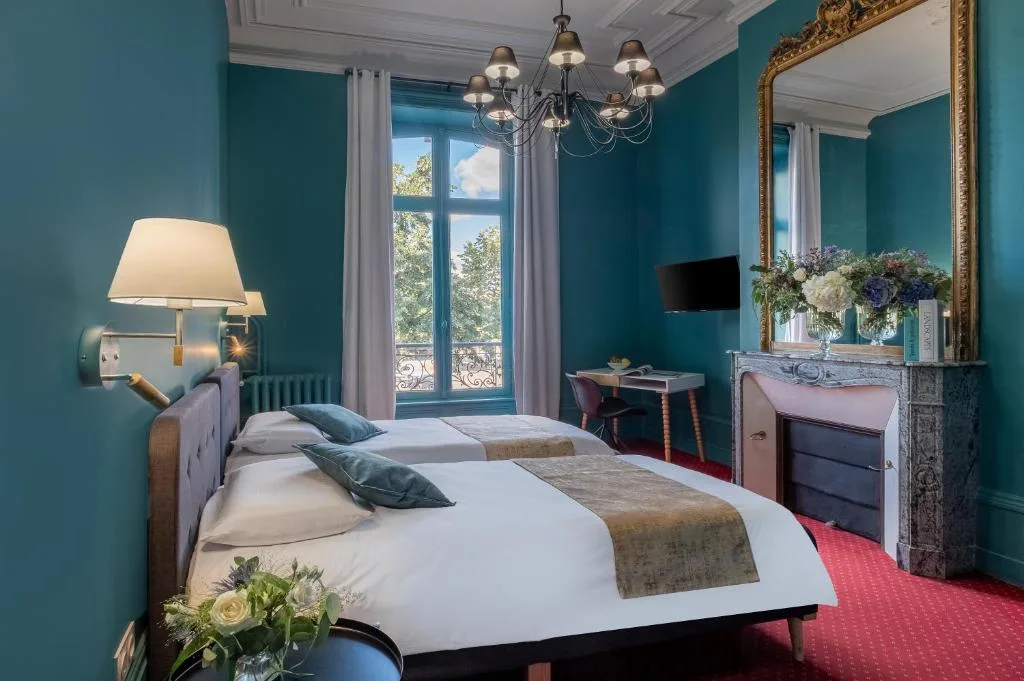 Hotel de Paris, Hotel Particulier du XIX