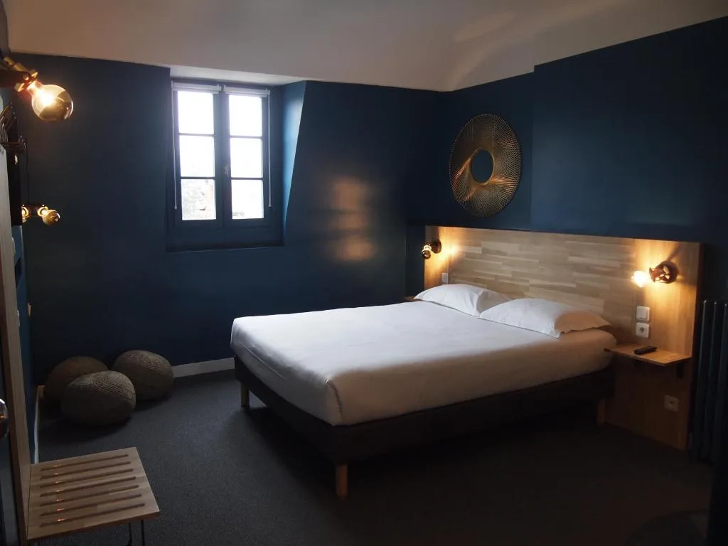 Hotel Colbert — 2