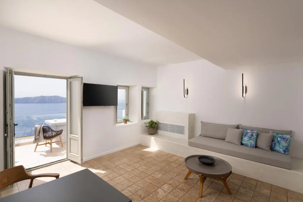 Asha Luxury Suites — 2