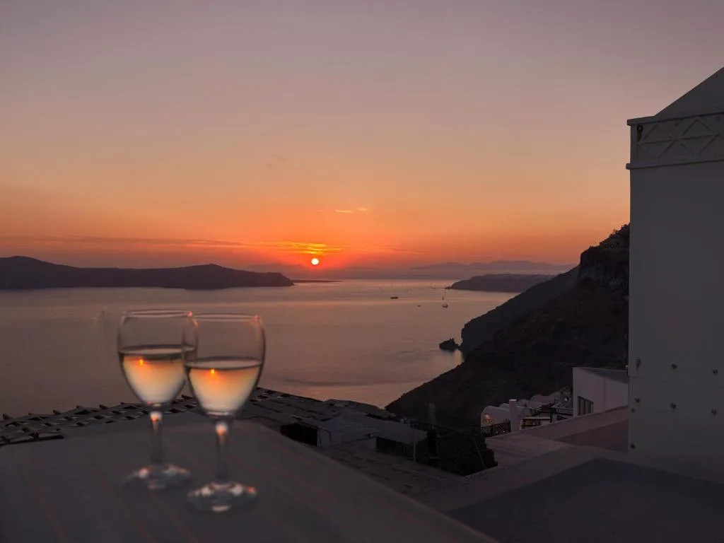 Tatakis Design Hotel, Fira