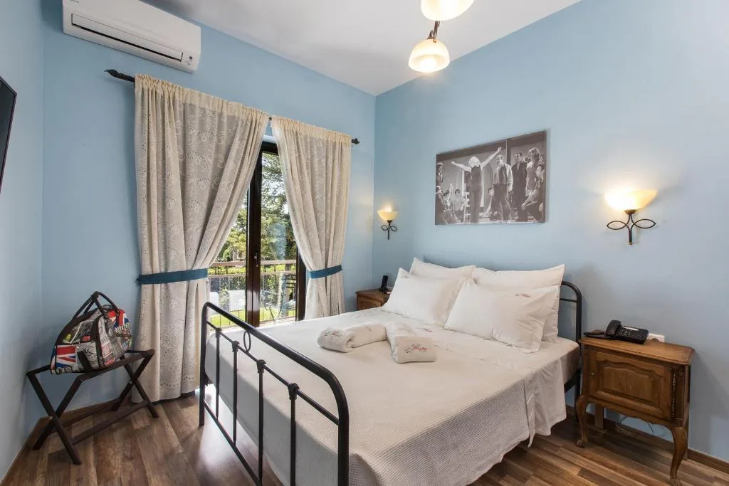 Theatro Hotel Odysseon — 5