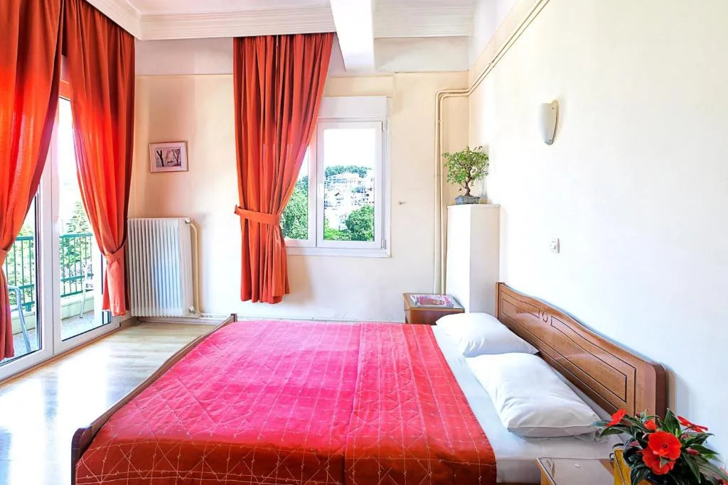 Keletron Hotel - Bike friendly hotel
