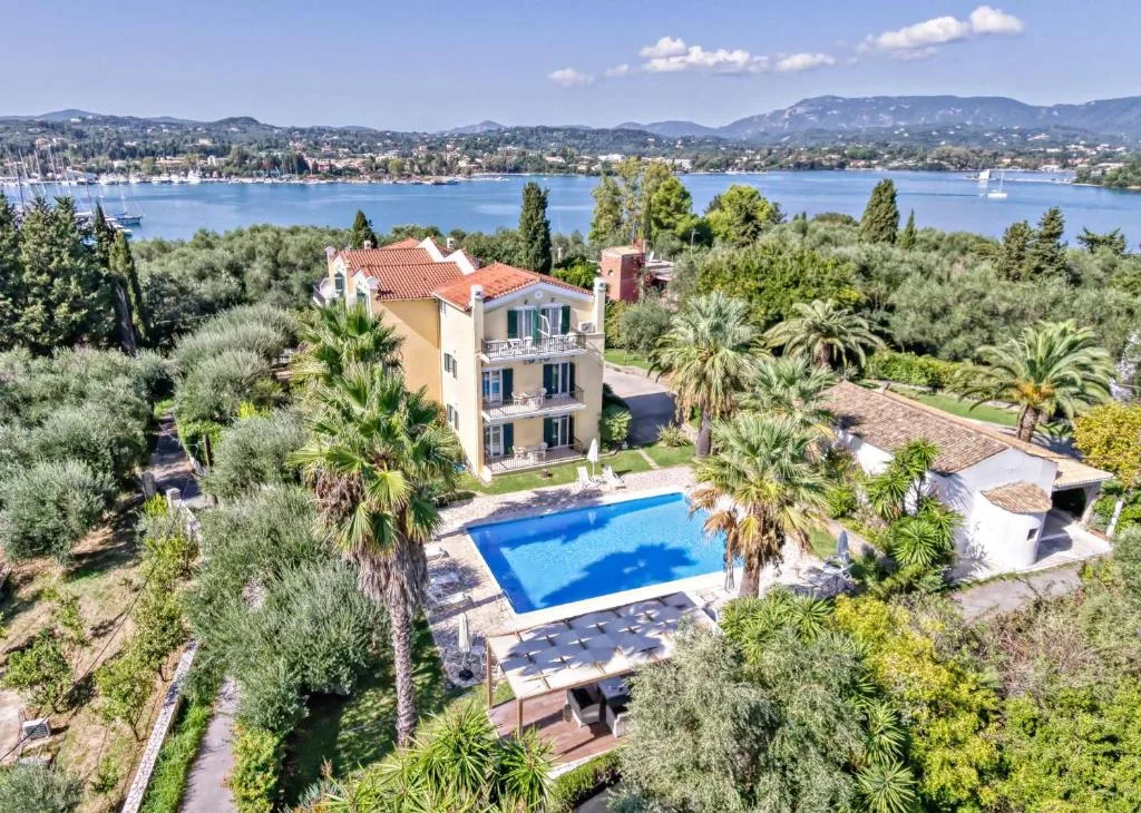 Villa Eftichia Hotel Apartments & Studios — 3