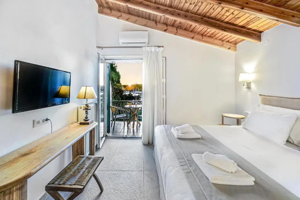 Villa Eftichia Hotel Apartments & Studios — 4