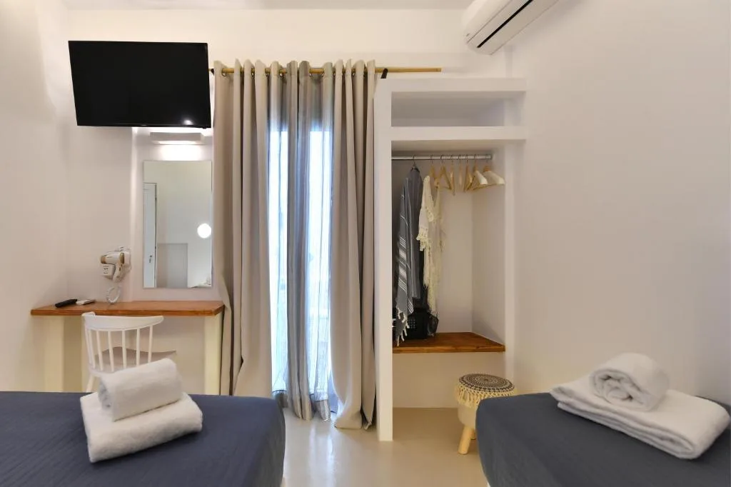 Ammos Luxury Rooms & Home — 3